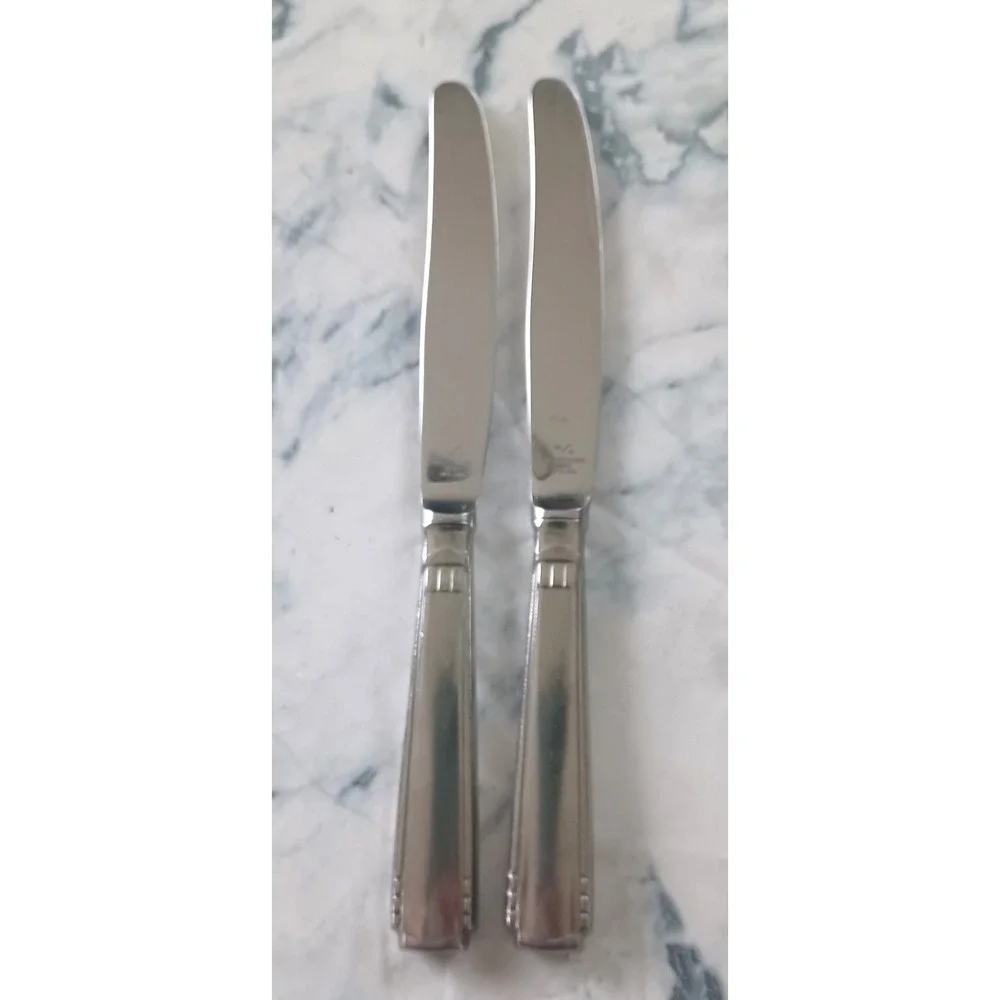 Ekco Gero Lady Wilhelmina Dinner Knives Silver Stainless Steel Holland 2pc Vtg